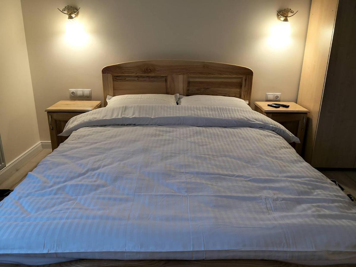 Casa Nely Hotel Sighetu Marmatiei Bagian luar foto